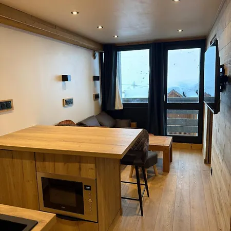 Apartman Lauzieres 4 People